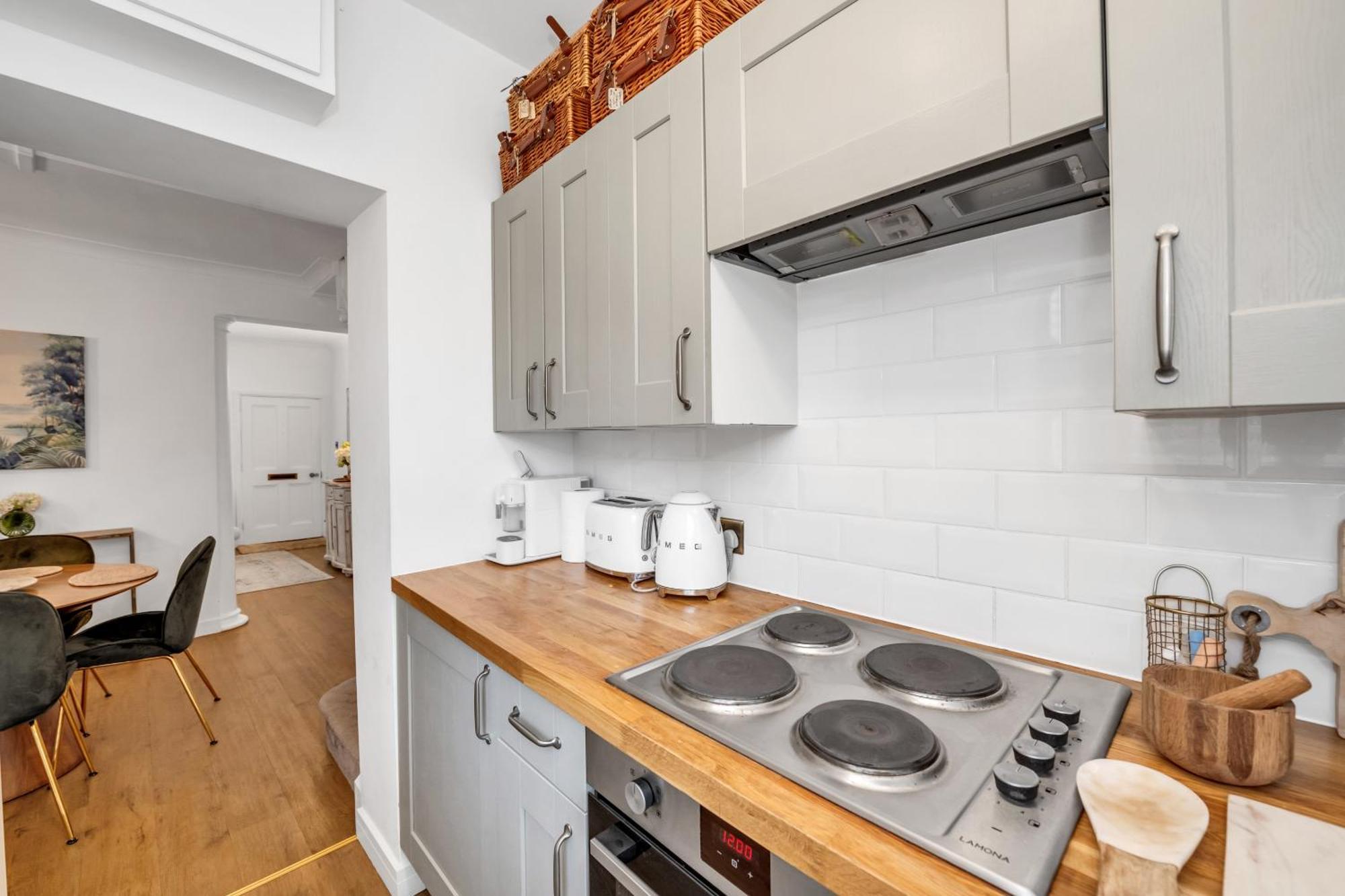 Charming Church Walk, Long Melford - 2 Bedroom Property With Parking מראה חיצוני תמונה
